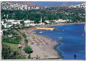 Bodrum Güvercinlik Car Rental offers a scenic journey along the coastal road. Güvercinlik car rental service offers a pleasant drive along the coastal road, a turquoise sea view, and a comfortable transportation experience for holidaymakers.